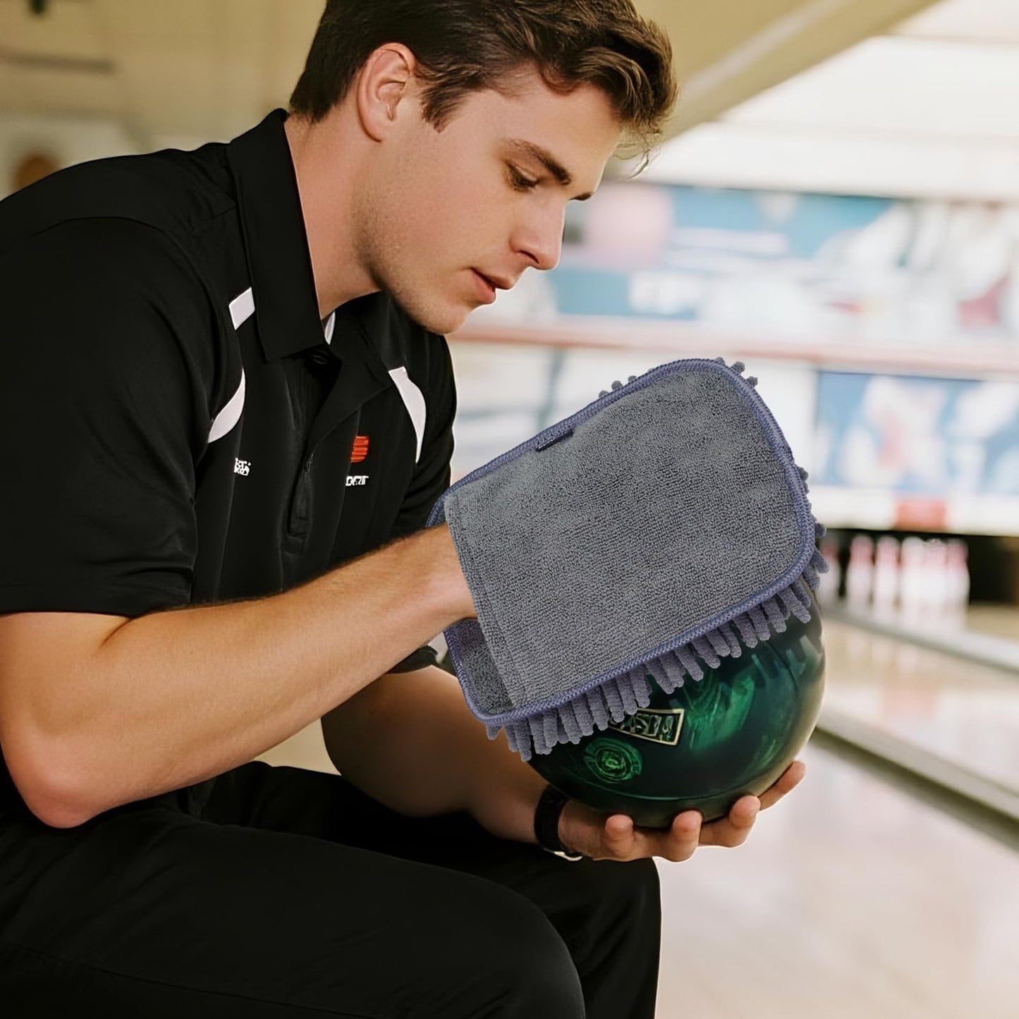 Bowling Towel Shammy Pad - Wearable Soft Bowling Ball Towel, Dual-Sided Chenille & Microfiber Bowling Rag for Easy, Gentle Cleaning, Highly Absorbent Bowling Accessories for Men Women